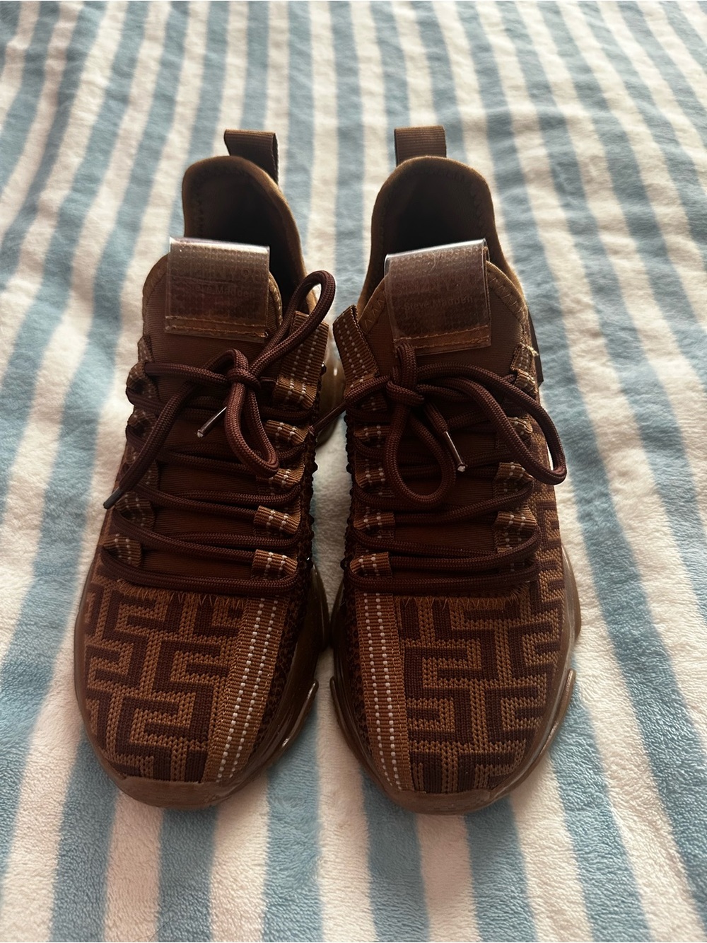 Steve Madden Men's Brown Geometric Knit Sneakers